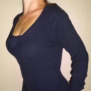 Black long Vneck fleece sweater Thick luxury soft warm cozy atleisure